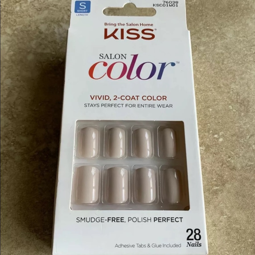 KISS Salon Color Press-on Nails - Vivid 2-Coat